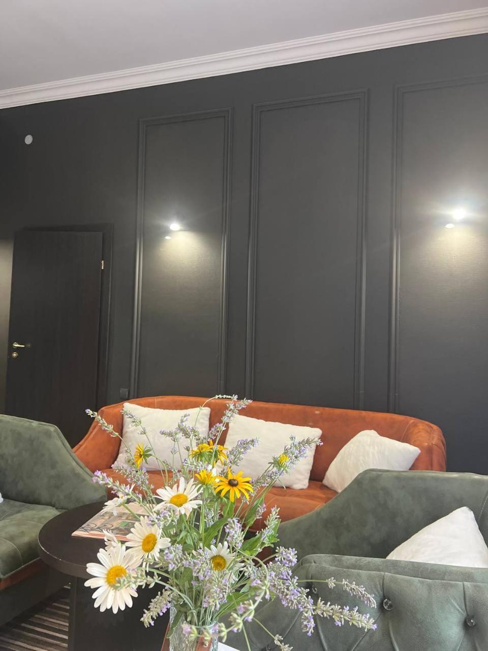 Sapar Standart Hotel Schymkent Exterior foto