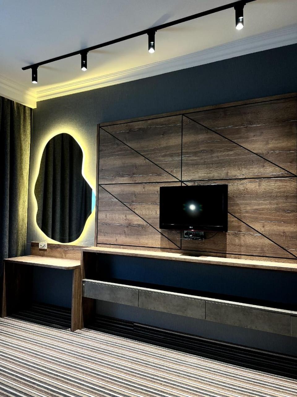 Sapar Standart Hotel Schymkent Exterior foto