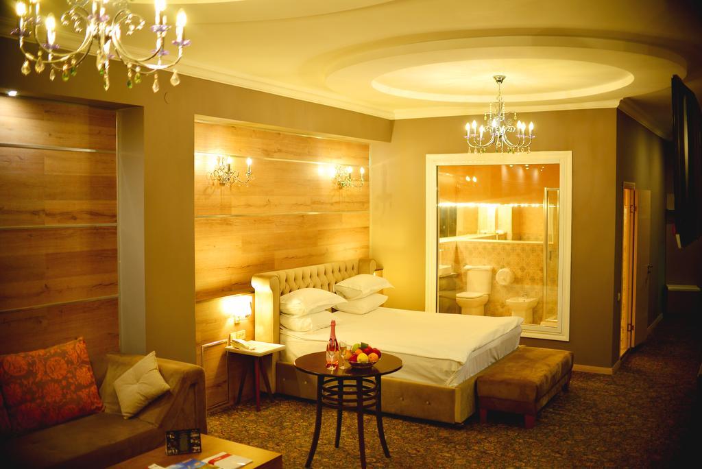 Sapar Standart Hotel Schymkent Exterior foto